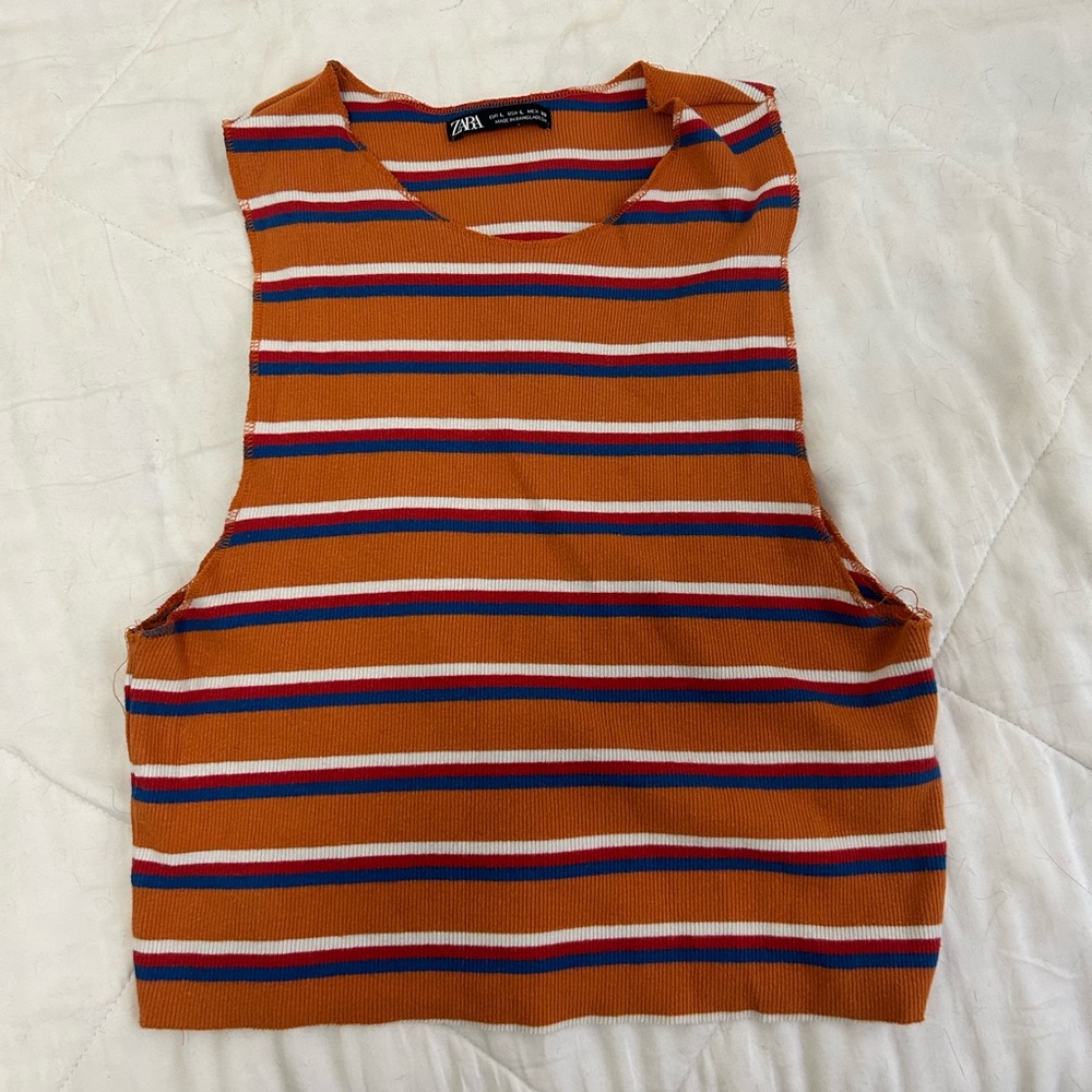 Zara striped tank top! Super cute worn a few times still in great condition 😇
